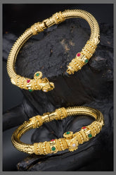 Beautiful Screw Bangles In Nakshi - BG00149